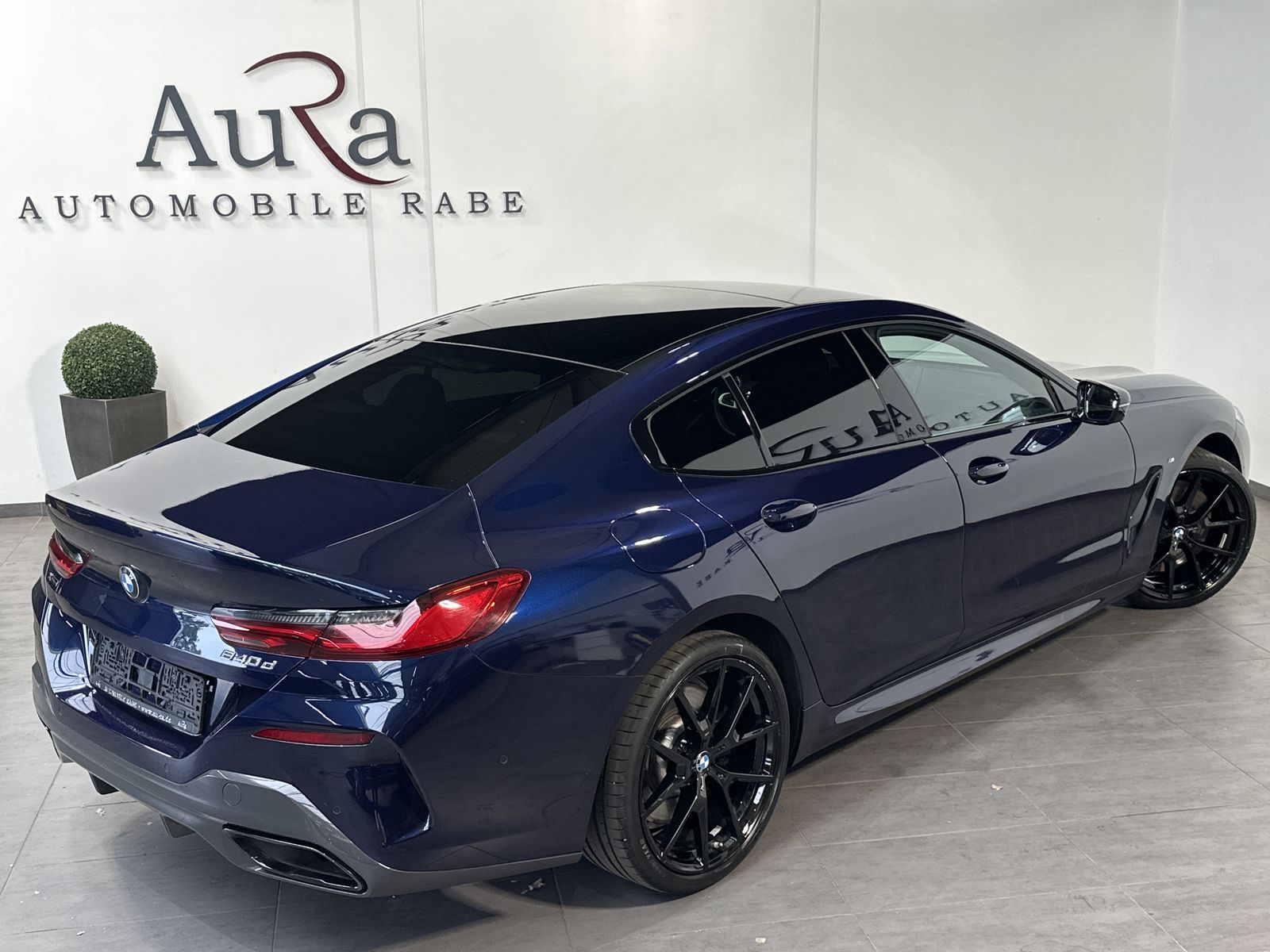 Fahrzeugabbildung BMW 840d Gran Coupé M-Sport NAV+LASER+360°+PANO+20ZO
