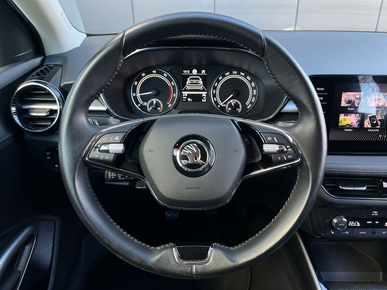 Fahrzeugabbildung SKODA Fabia Style 1.0 TSI *AHK, ACC, LED, Navi*