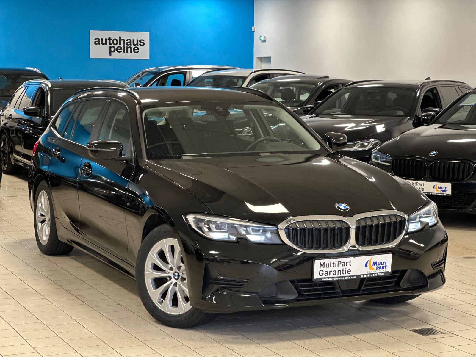 BMW 320d Advantage Aut/Park&amp;Drive&amp;BremsAss/Stop&amp;Go