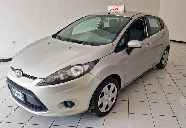 Ford Fiesta Gpl casa madre