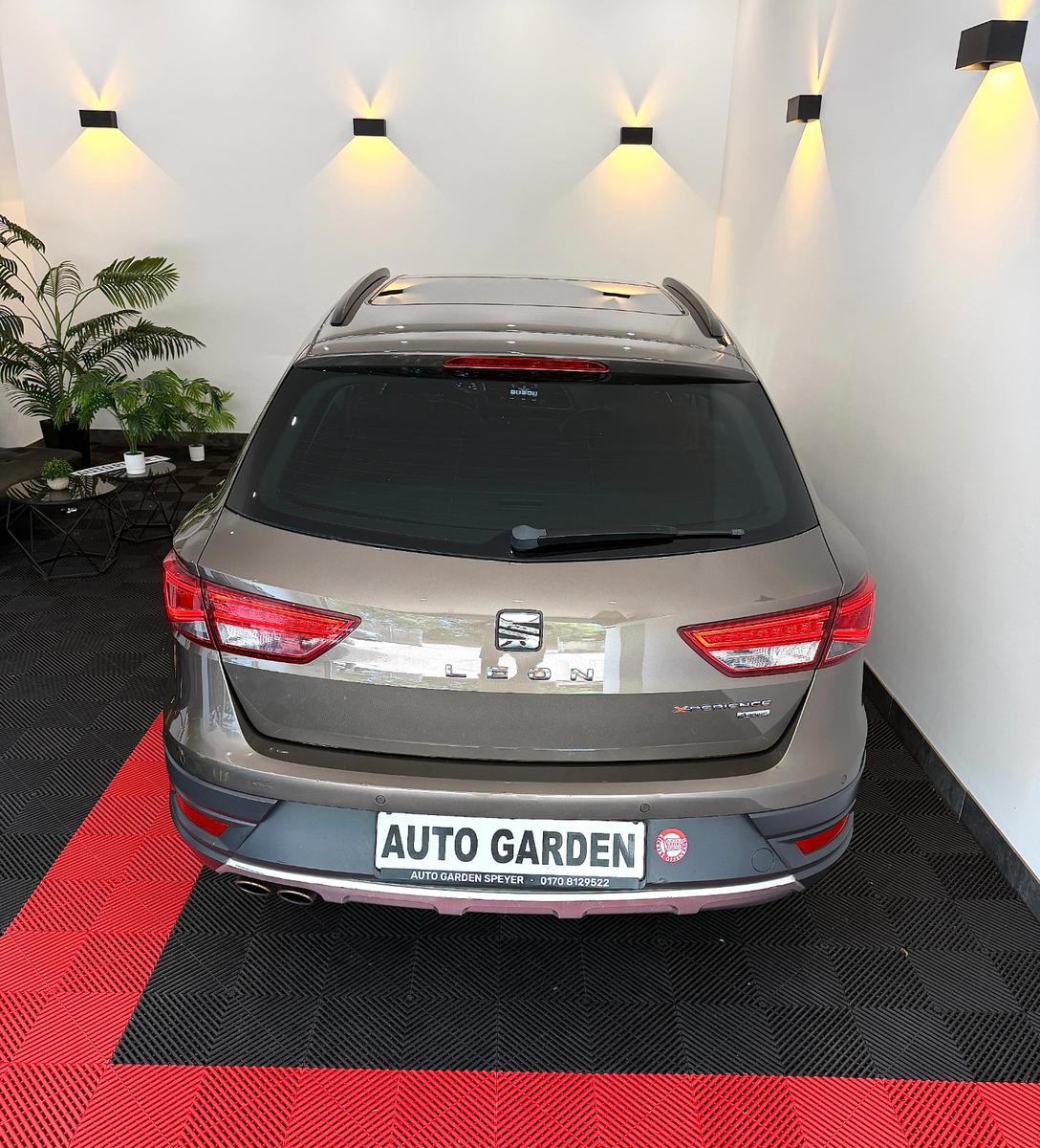 SEAT Leon ST X-Perience 2.0 TDI 184 ch • DSG • 4Drive • Pano • DCC • Alcantara