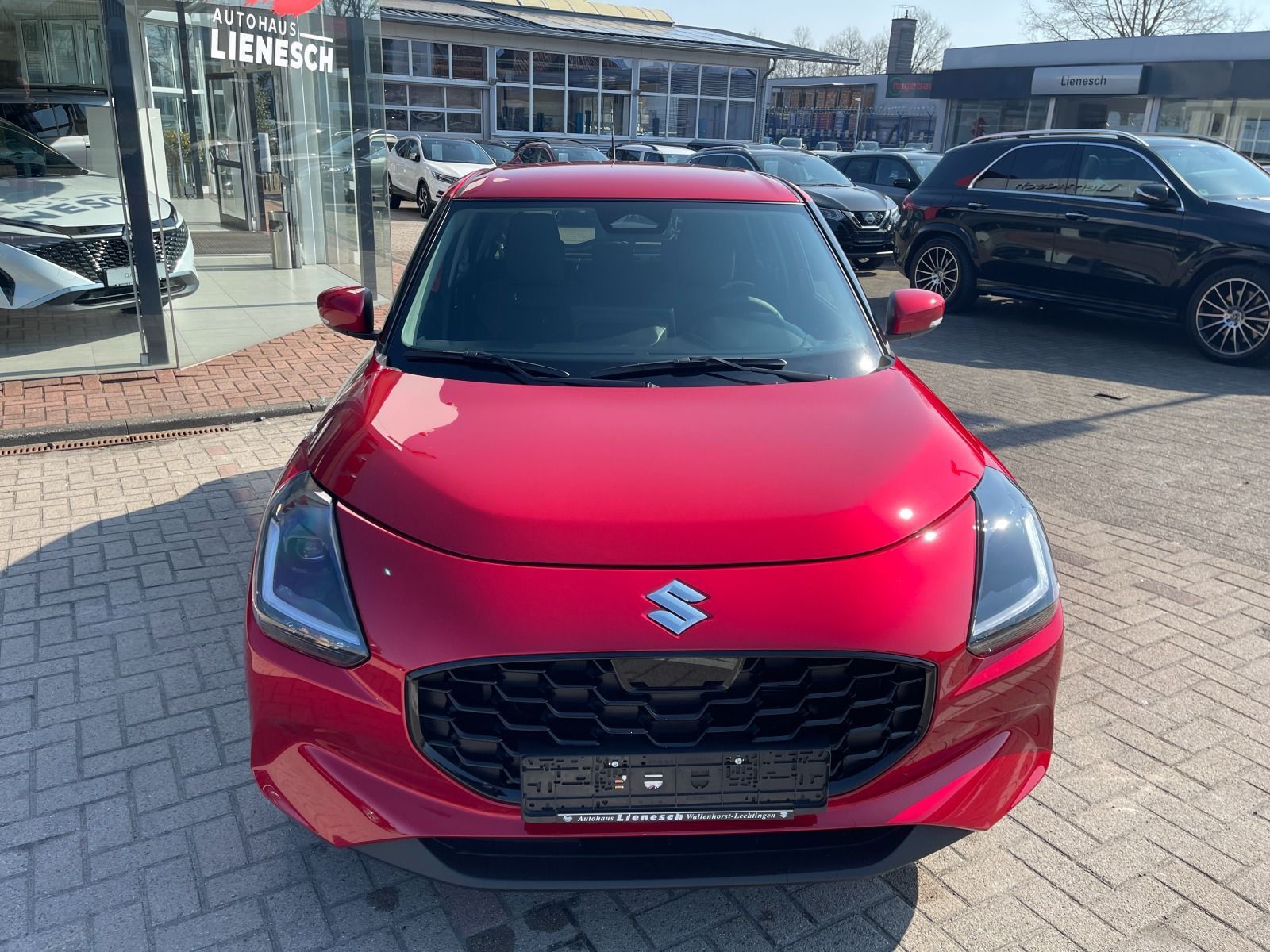Fahrzeugabbildung Suzuki Swift 1.2 Dualjet Comfort+ Automatik Navi Kamera