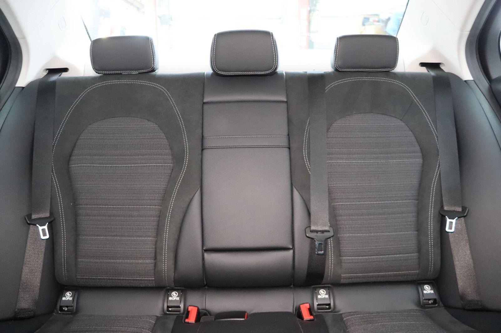 Fahrzeugabbildung Mercedes-Benz C 180 CGI Exclusive * Navi * Sitzhzg * TOP