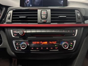 BMW 320 Touring AT Modern Line*Leder*AHK*Pano*