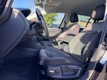Volkswagen Golf - 9