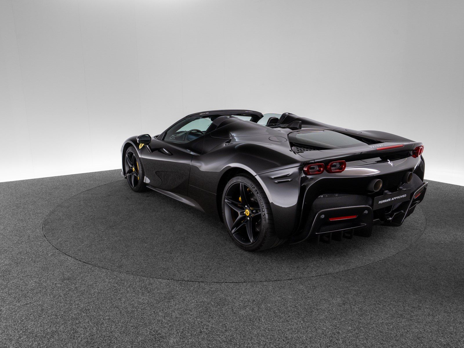 Ferrari SF90 Spider FERRARI SINGEN imagem 3