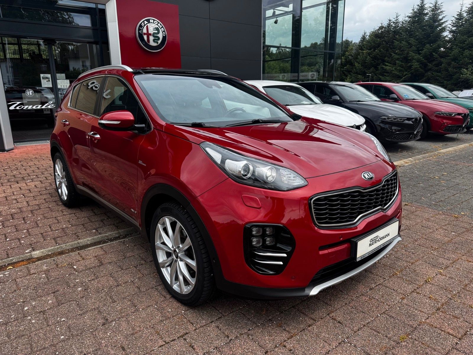 Fahrzeugabbildung Kia Sportage GT-Line 4WD GLASDACH SITZKÜHLUNG