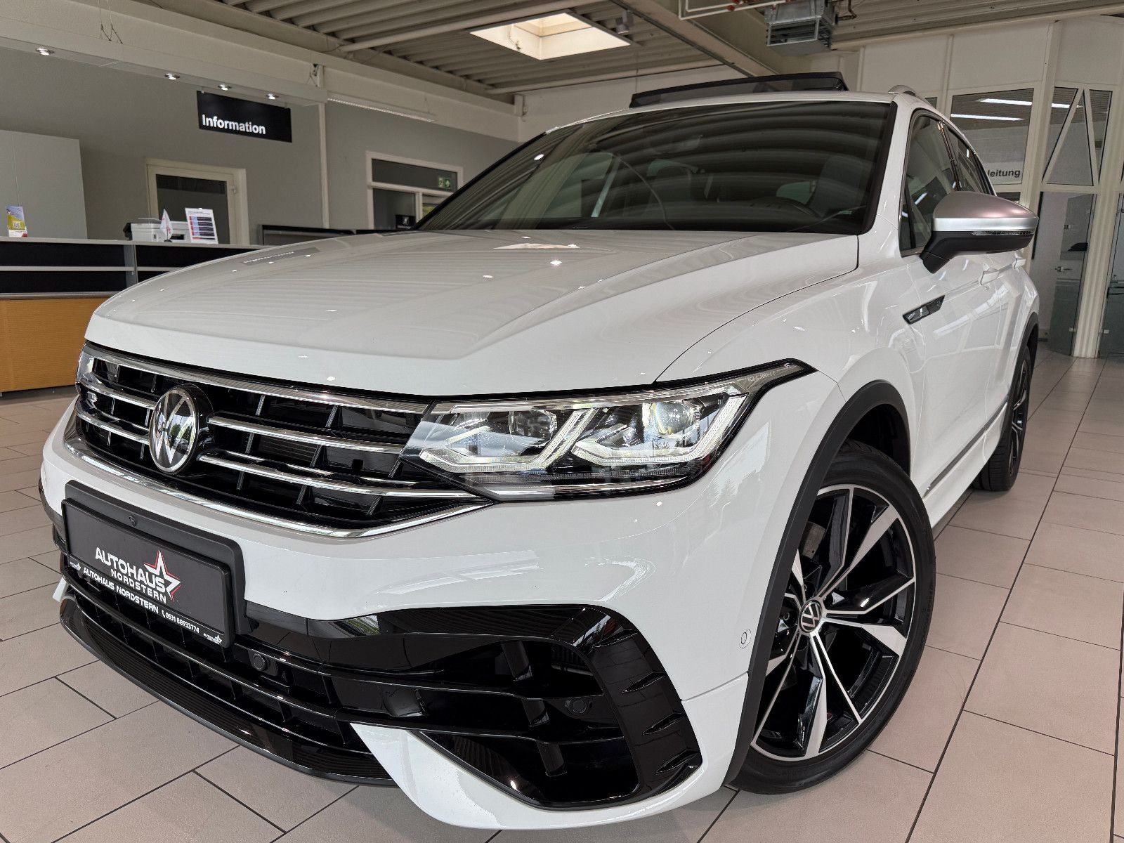 Volkswagen Tiguan R 4Motion IQ DSG LED PANO SHZ AHK