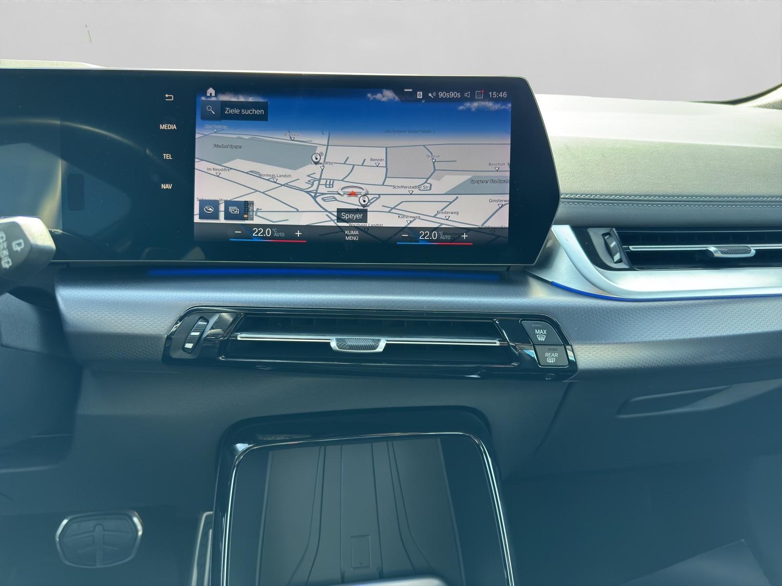 BMW 230e xDrive Active Tourer M Sport Anhängerk. Pan