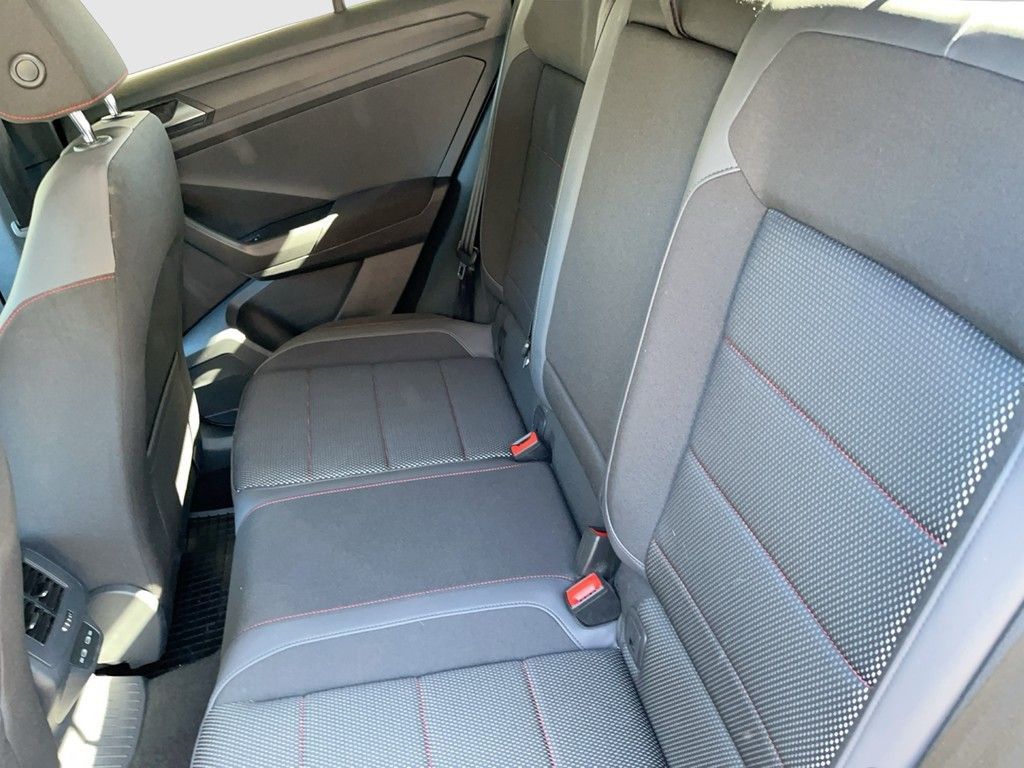 Volkswagen T-Roc - Bild 12