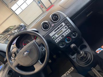 Ford Fiesta Basis *4-TÜRER*TÜV-NEU*