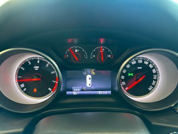 Opel Insignia B Grand Sport Edition *LED*Navi*Kamera*