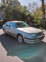 Saab 9-5  - Saab 9-5 mit Benzin-Antrieb: Leder, Limousine