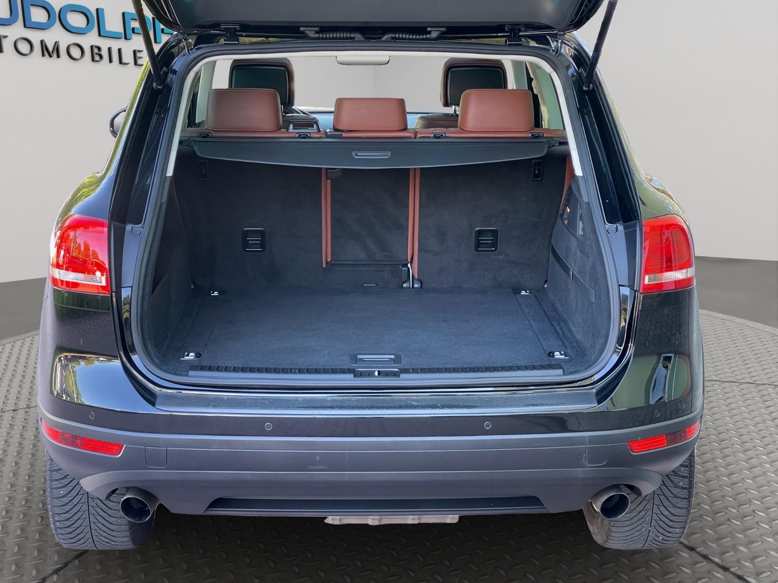 Volkswagen TOUAREG V6 TDI 4 MOTION LEDER PANORA SCHECKHEFT