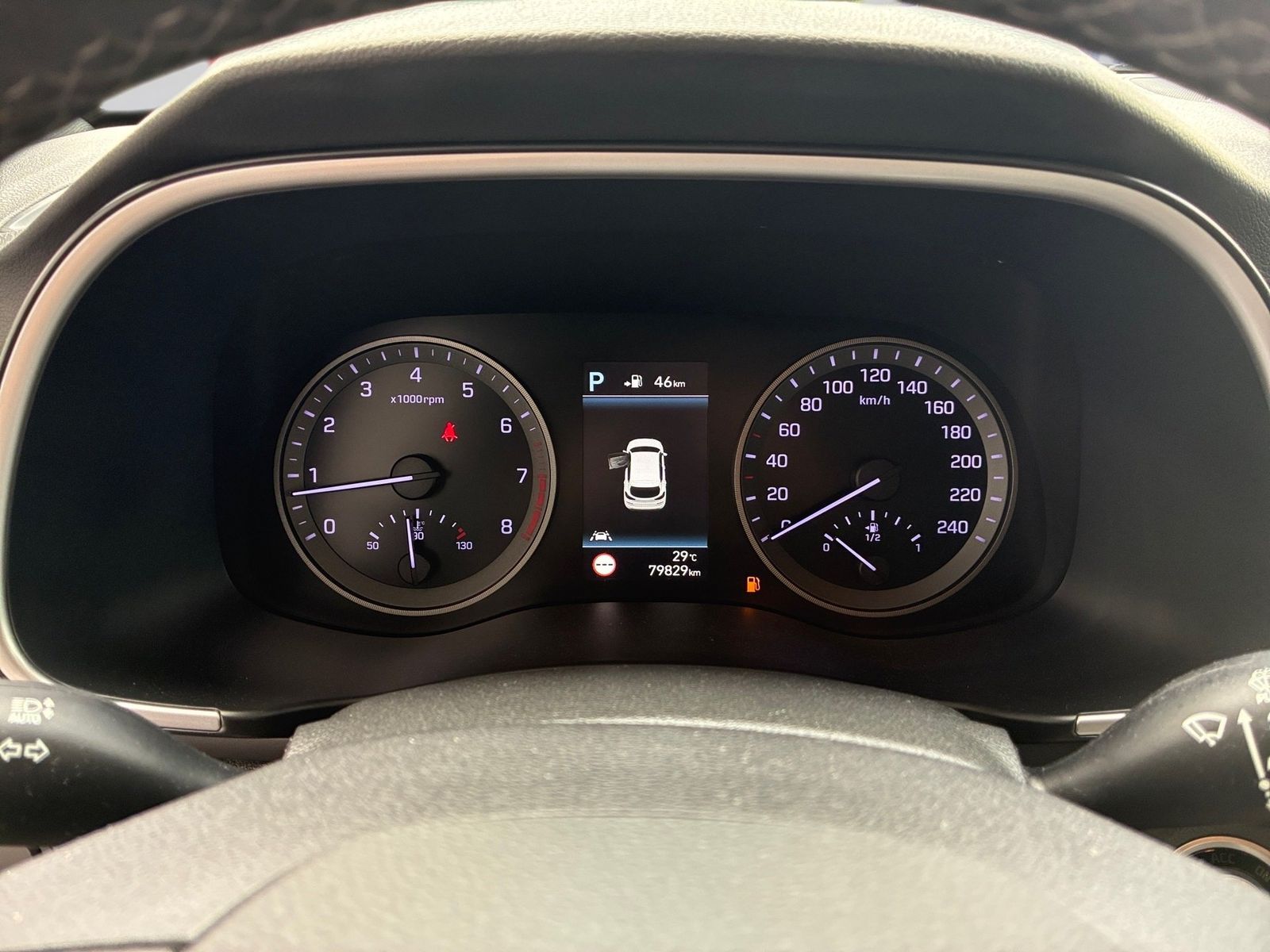 Fahrzeugabbildung Hyundai Tucson 1.6 Premium 360,KlimaA,LED,Leder,Navi,SHZ