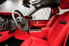 Cullinan BLACK BADGE BLACK/RED 4 SEATER STARS