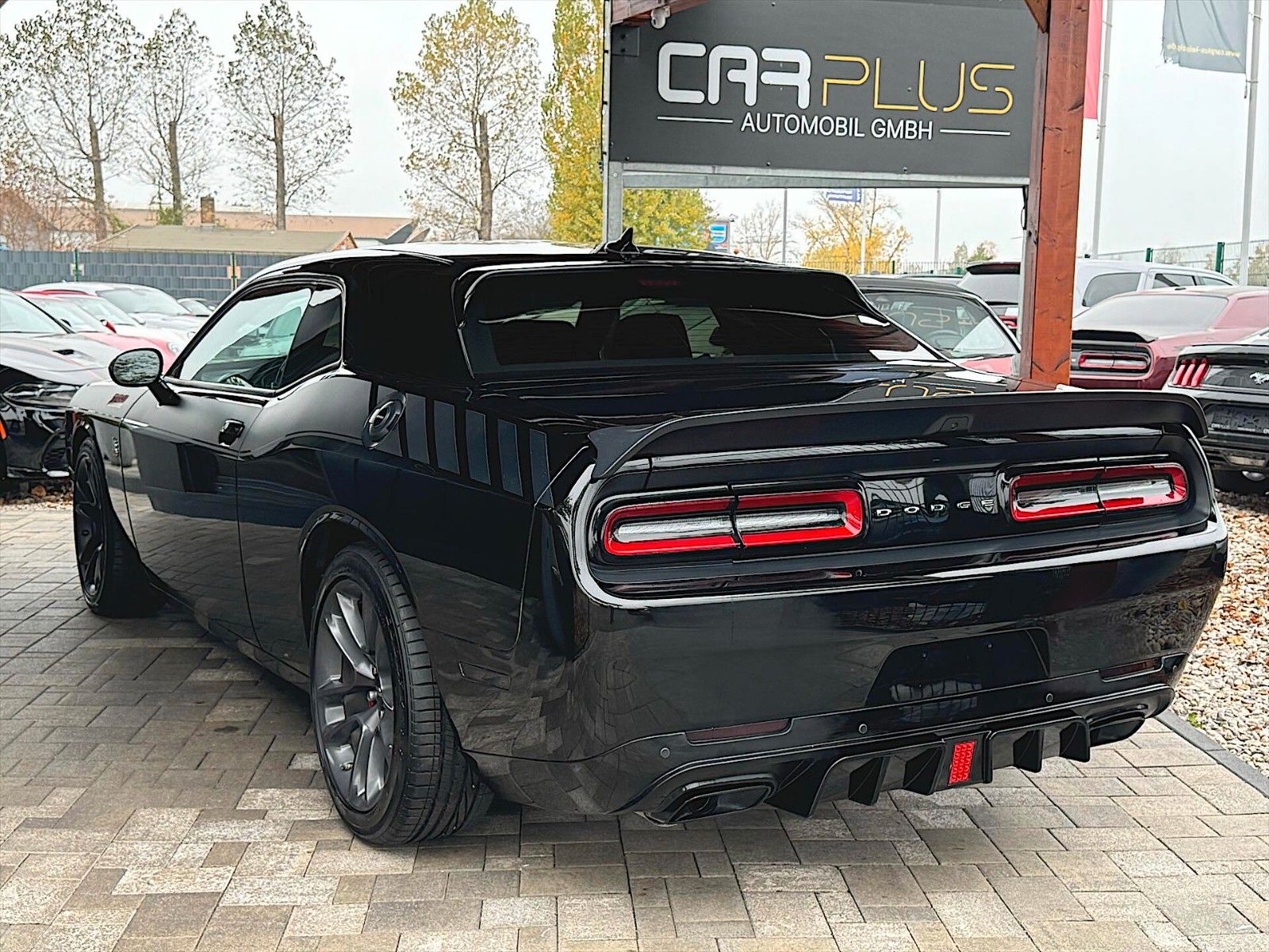 Fahrzeugabbildung Dodge Challenger 6.4 V8 SRT 392 SCAT PACK Performance