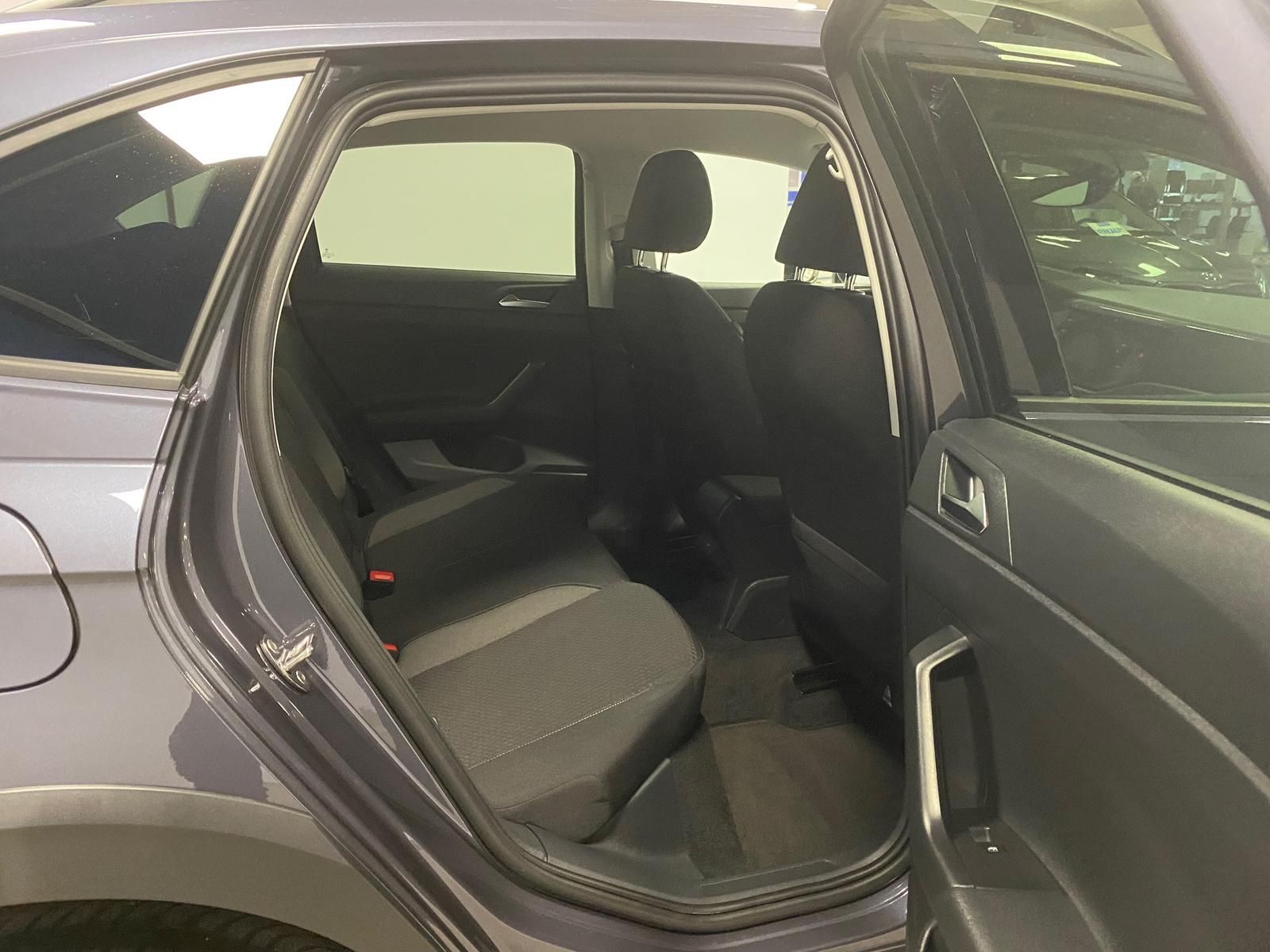 Fahrzeugabbildung Volkswagen Taigo 1.5 16V TSI ACT Life+APP+MATRIX+ALLWETTER+