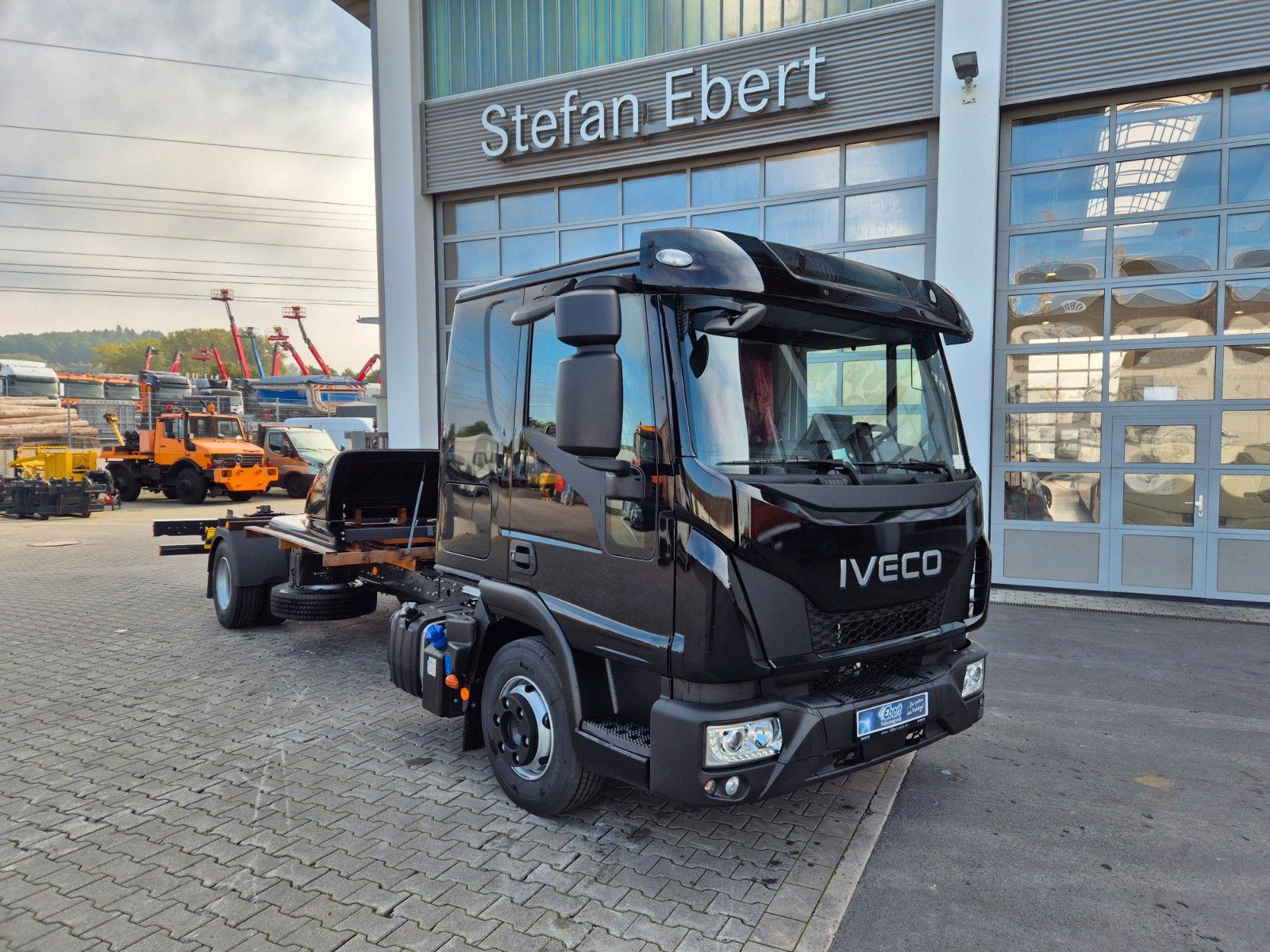Fahrzeugabbildung Iveco Eurocargo ML80E22/P 2x AHK Klima Standh. Bett