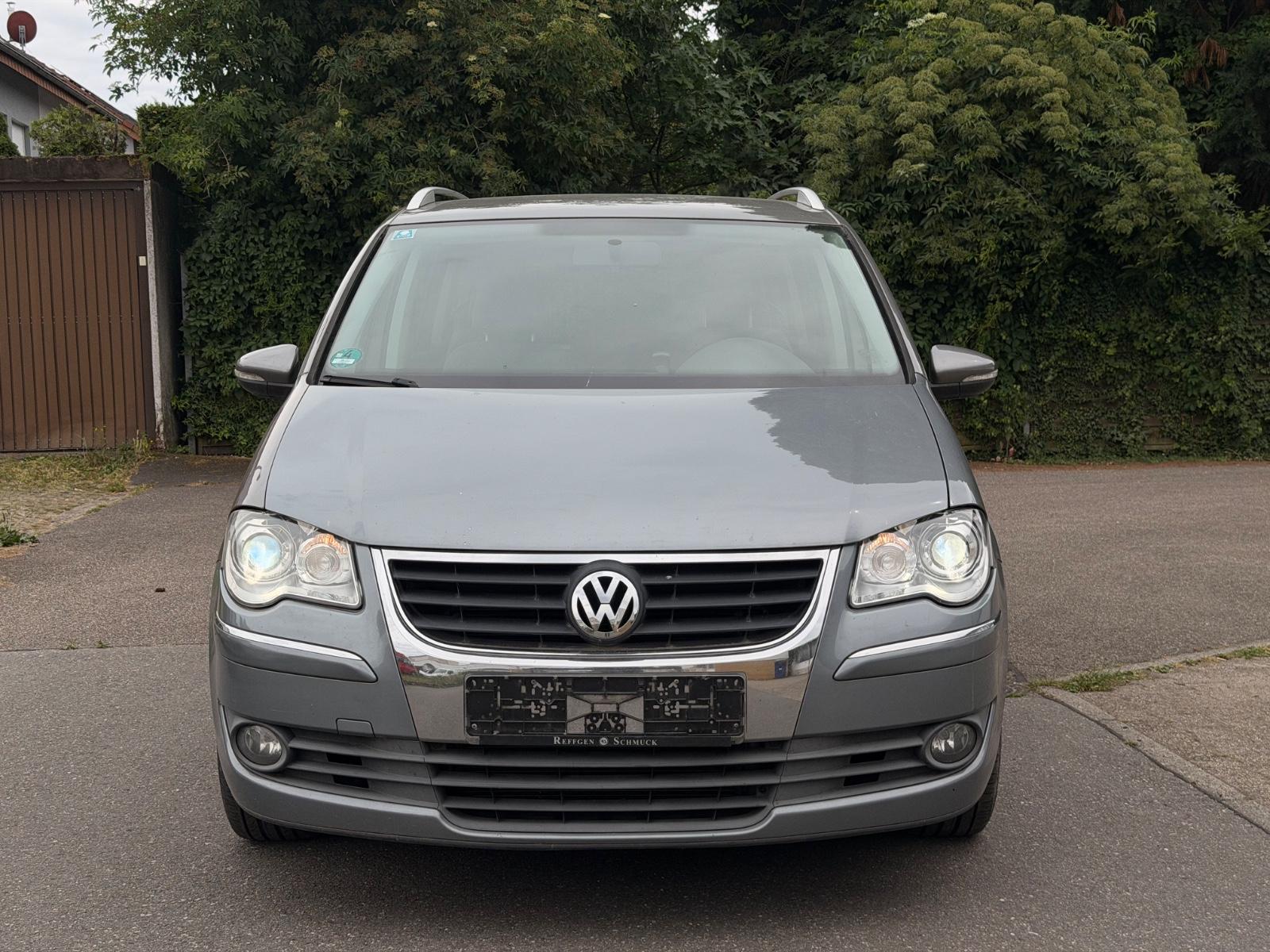 Volkswagen Touran 1.4 TSI Highline / Xenon / 2 Hand / TÜV