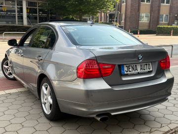 BMW 320 - 4