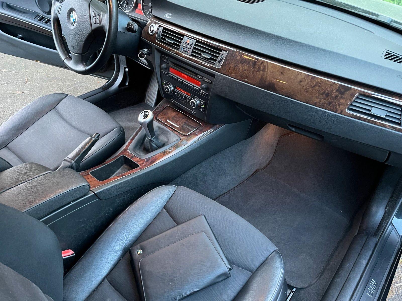 BMW 320 2006 — photo 14