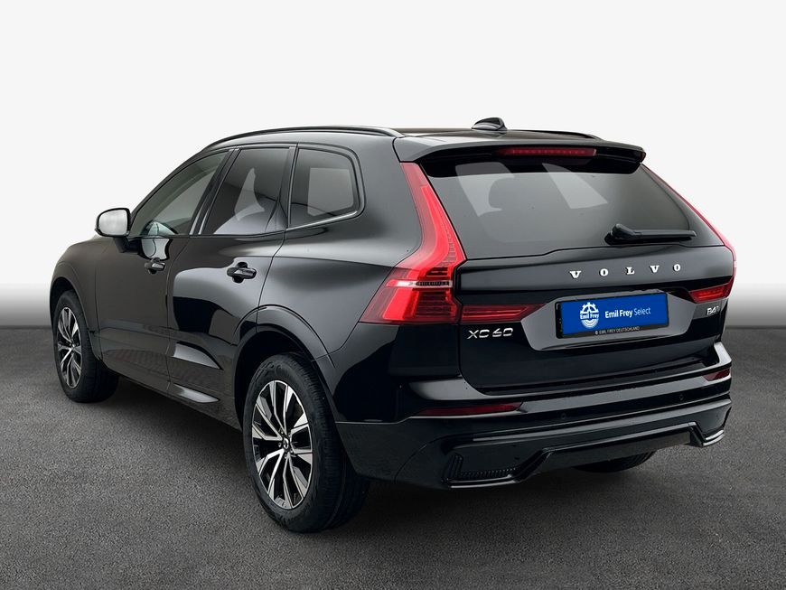 Volvo XC60 B4 D AWD Plus Dark foto 2
