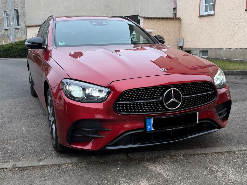 Image of Mercedes-Benz E 300
