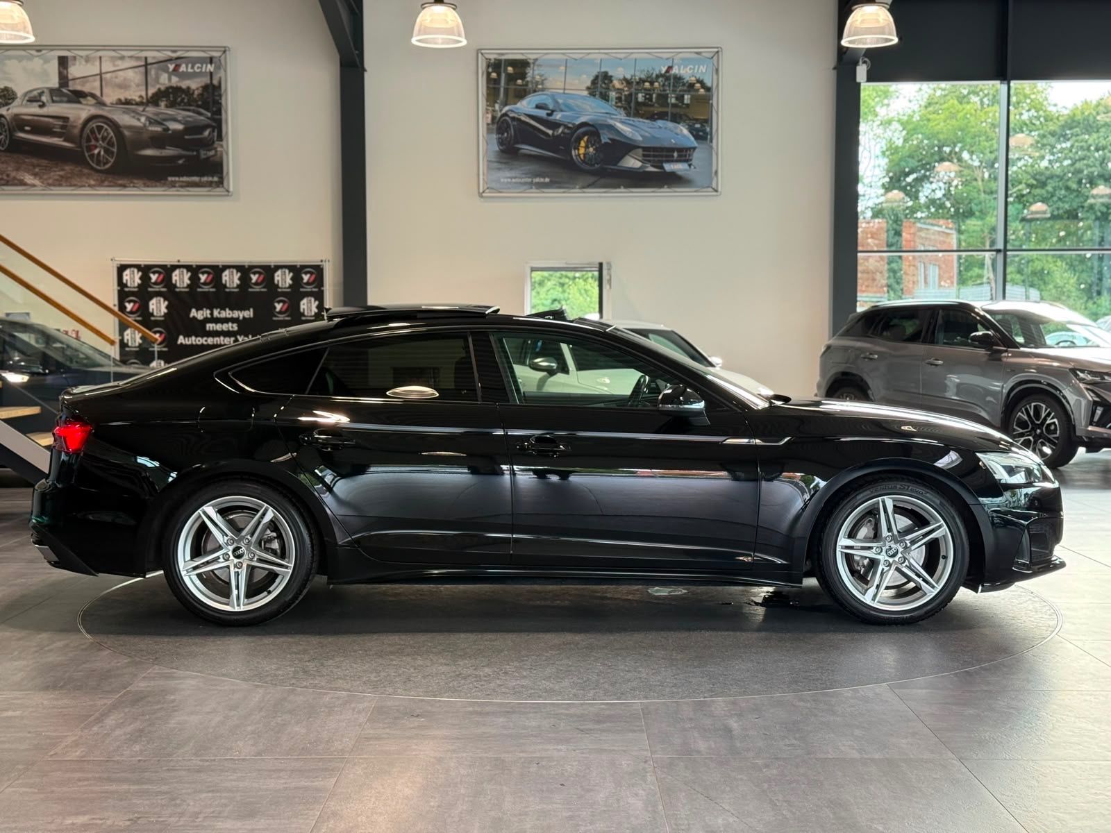 Audi A5 40 TFSI S tronic SB S-line 1.HA NAV ALL BLACK foto 5