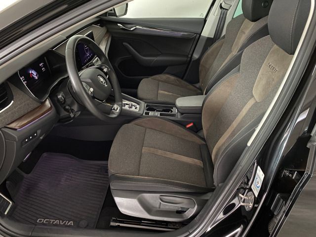 Octavia Scout 2.0 TDI DSG 4x4 AHK+HUD+NAVI