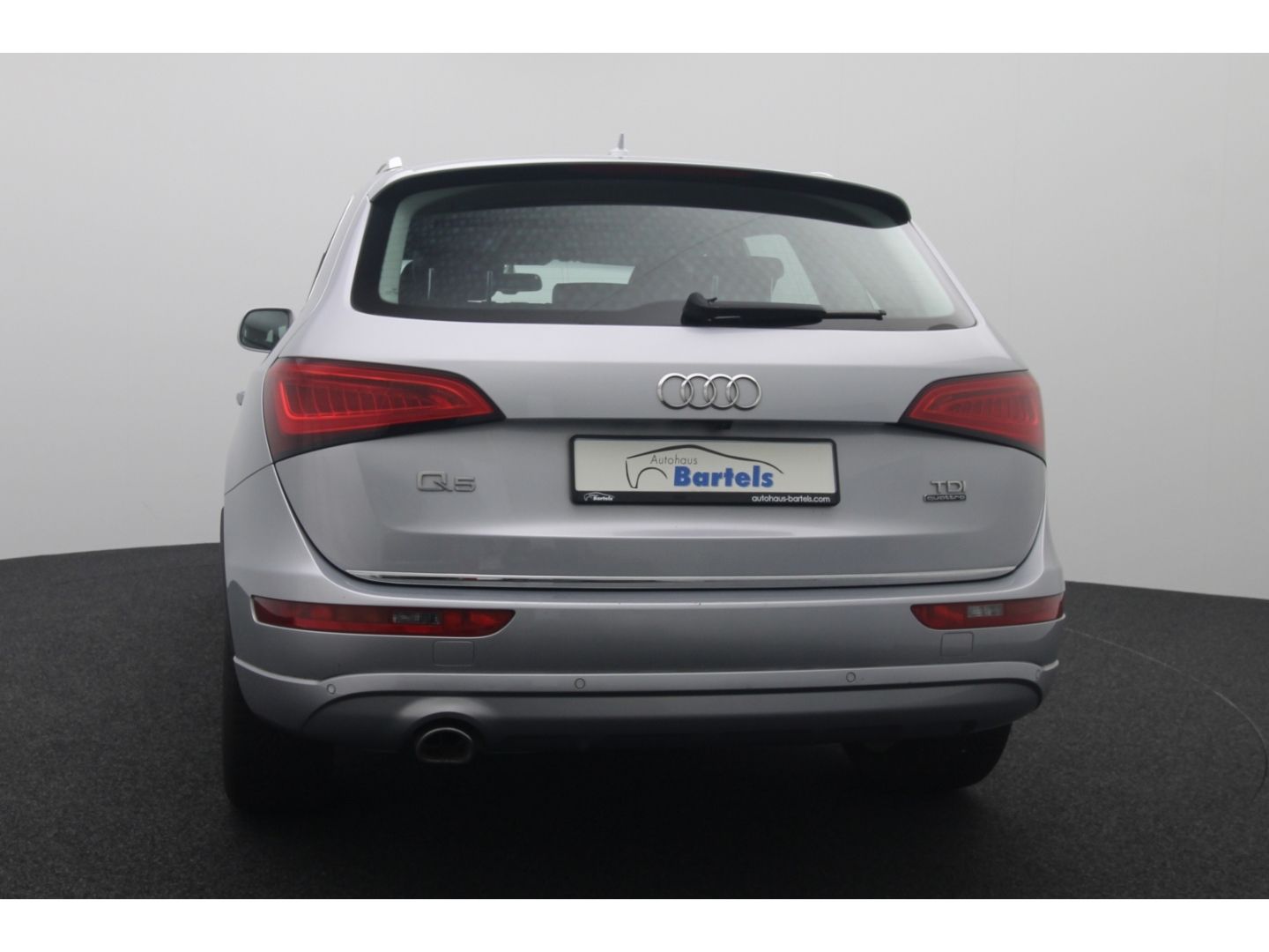 Fahrzeugabbildung Audi Q5 2.0 TDI 140 kW quattro Pano Sound Memory