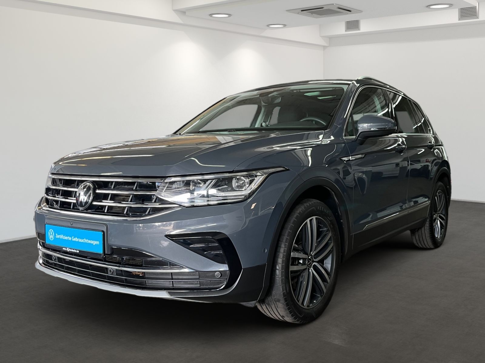 Volkswagen Tiguan Elegance 4M 2,0 TDI DSG BusiPremiumPaket foto 2