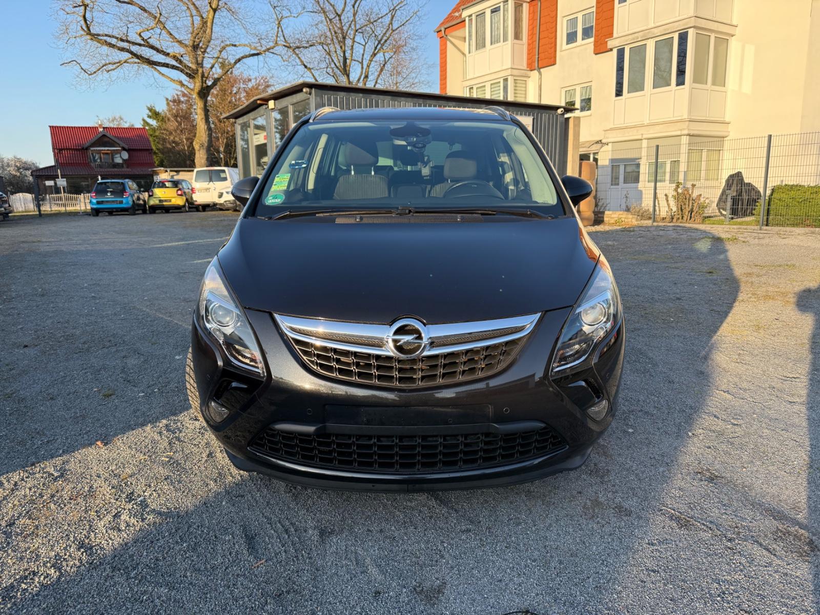 Opel Zafira 1.4 TÜV NEU*95 T/KM*1 Hand*Autom*7 Sitz