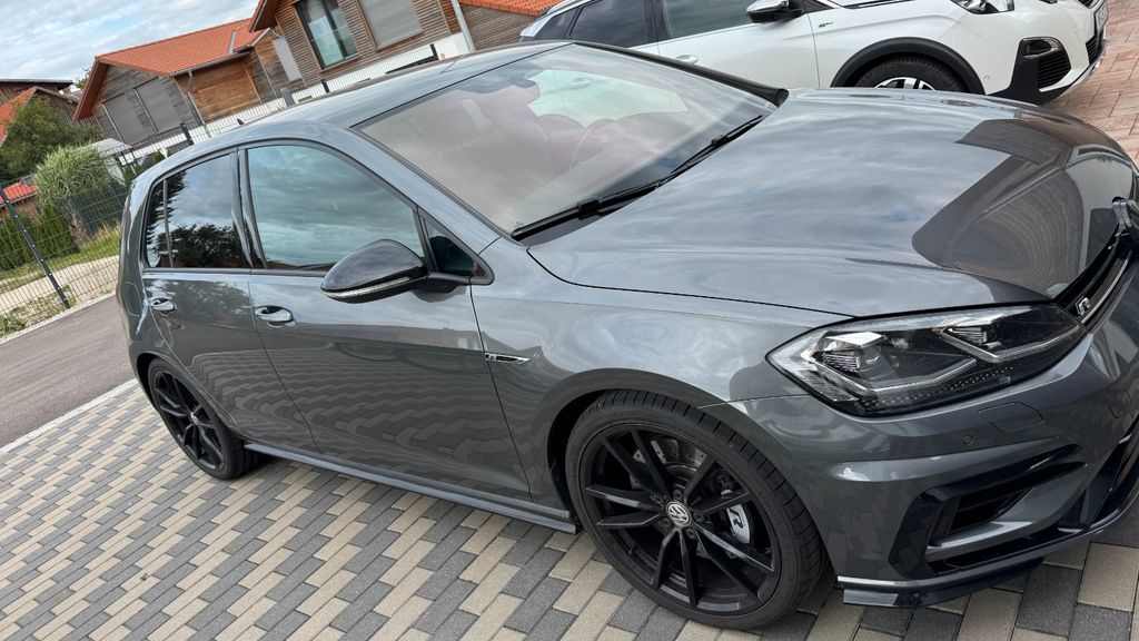 Image of Volkswagen Golf