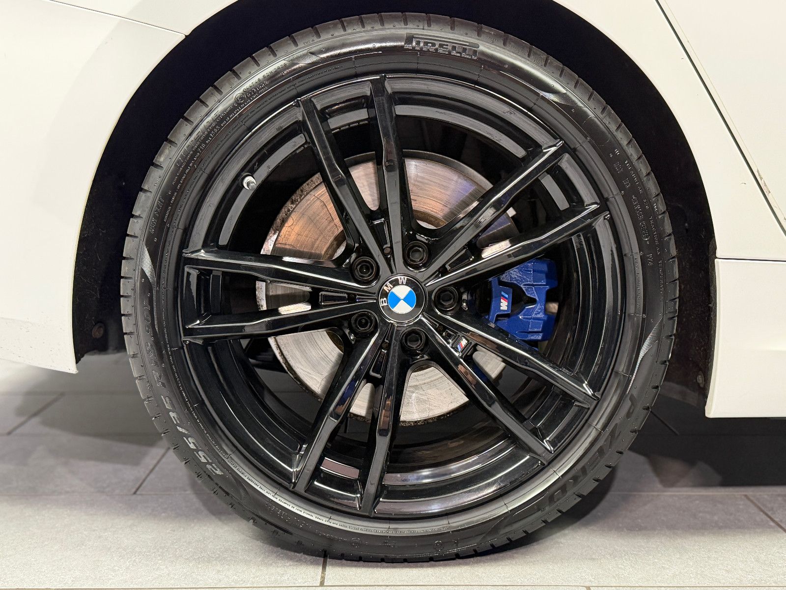 Fahrzeugabbildung BMW M340i xDrive Touring LCI |H/K|360°|PANO|HuD
