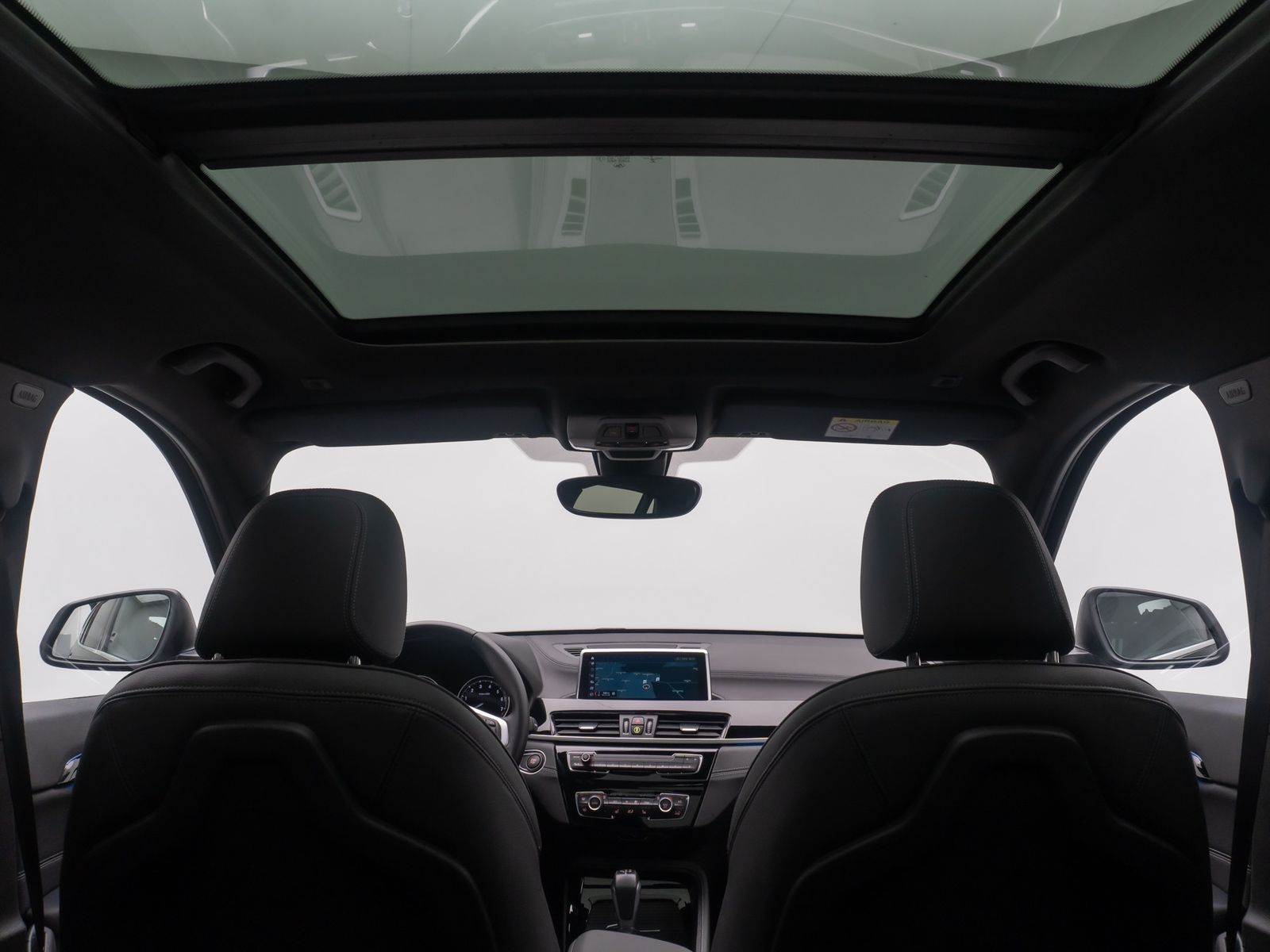 Fahrzeugabbildung BMW X1 xD25e Sport Line Kamera DAB Panorama H/K 18"