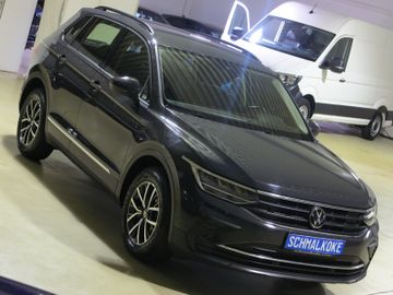 Volkswagen Tiguan - 9