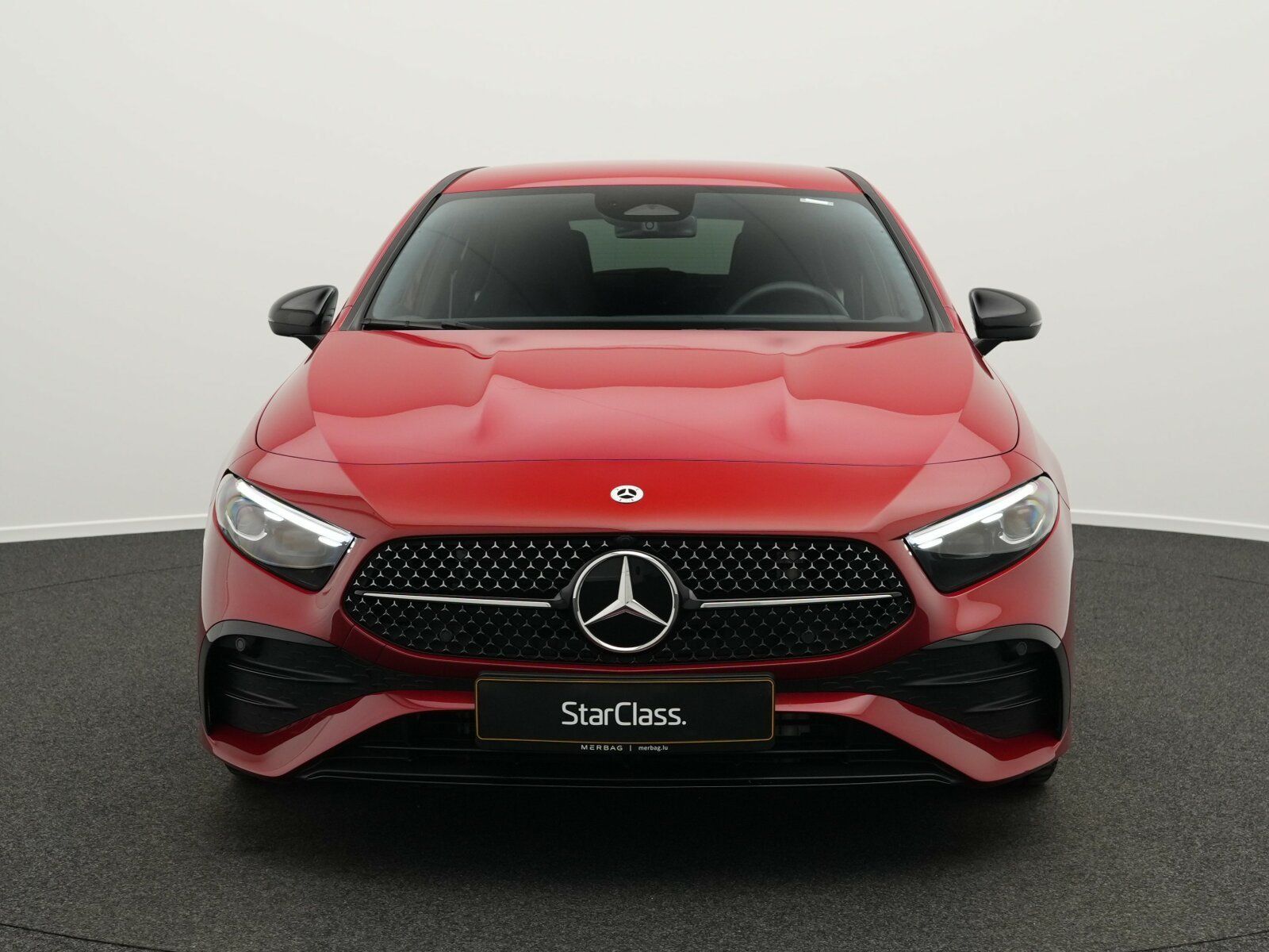 Mercedes-Benz A 200 d AMG-Line Multi+Kamera+AHK+19"+Night imagem 2