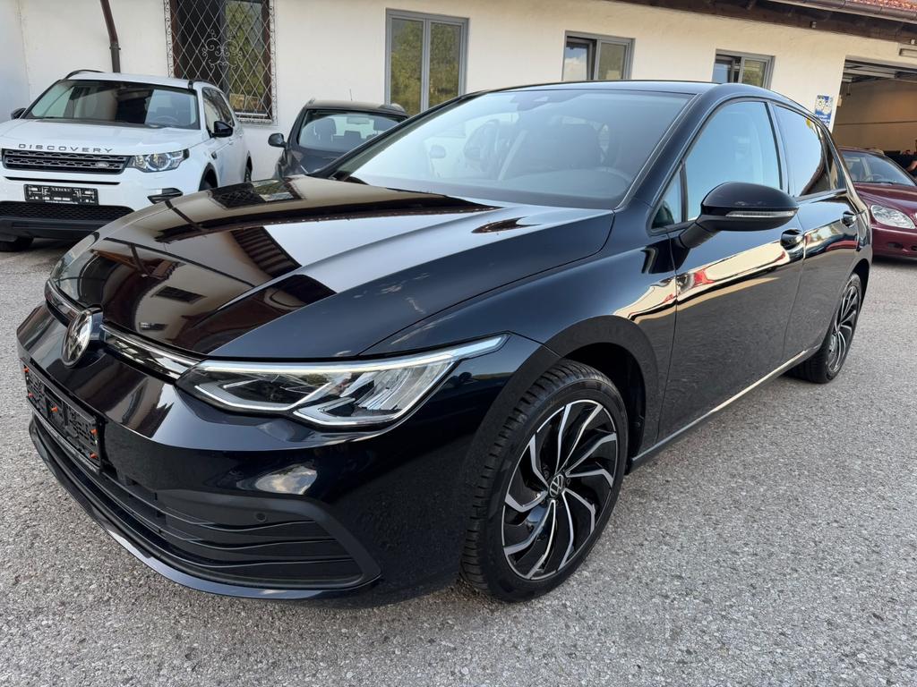 Volkswagen Golf VIII Limousine 20Ltr85kW116PS TDI Life 2023