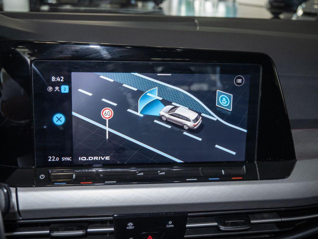 Volkswagen Golf VIII Variant 1.0 TSI DSG Life Navi LED PDC, миниатюра 10