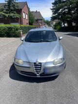 Alfa Romeo 147 2.0 Twin Spark Distinctive - Alfa Romeo 147: Distinctive