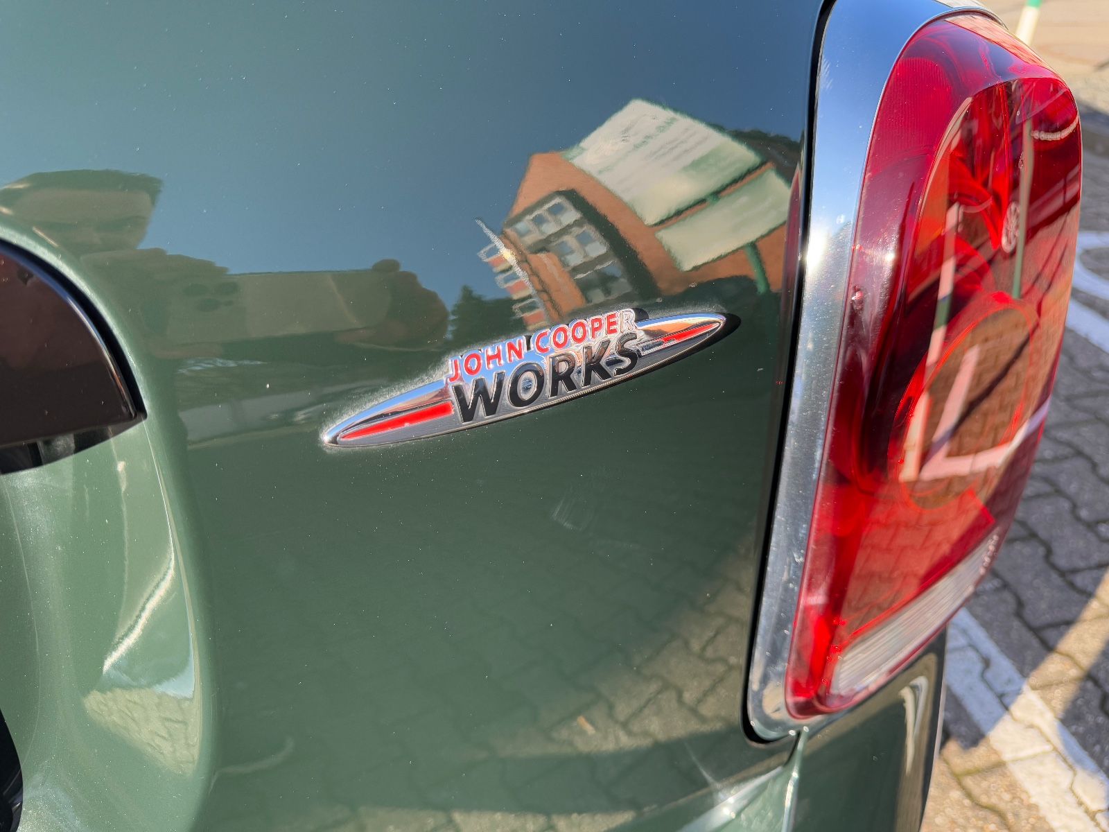 Fahrzeugabbildung MINI John Cooper Works Countryman HD UP PANO R. GREEN