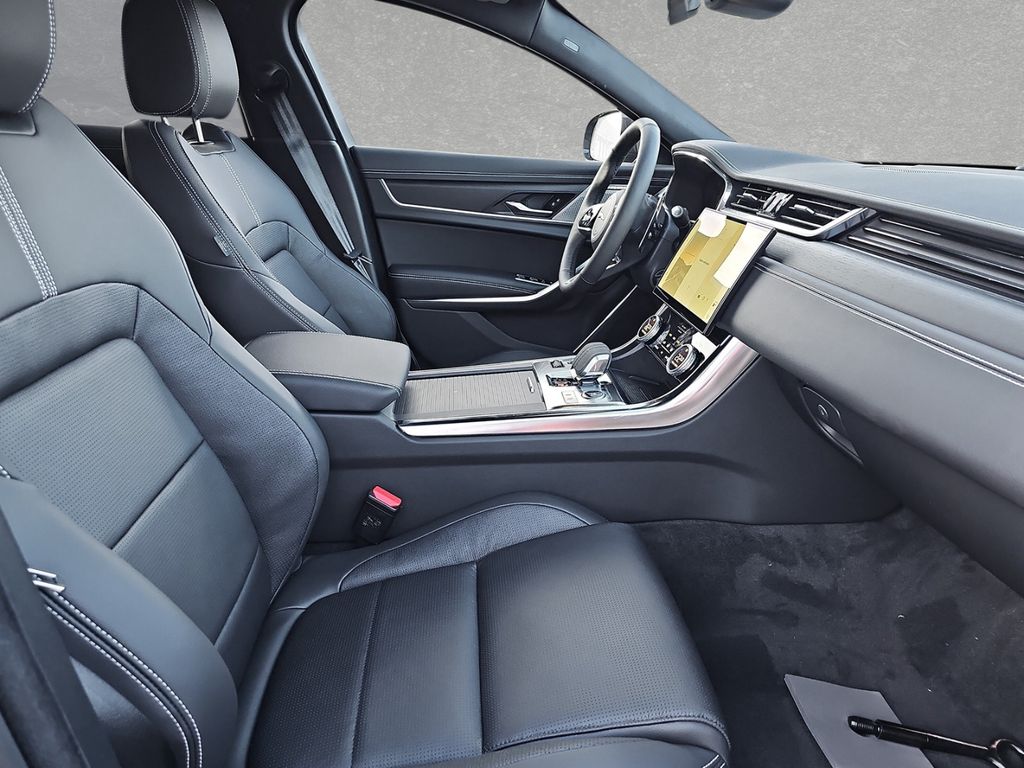 Jaguar XF Sportbrake D200 RWD R-Dynamic SE 590,- EUR mt