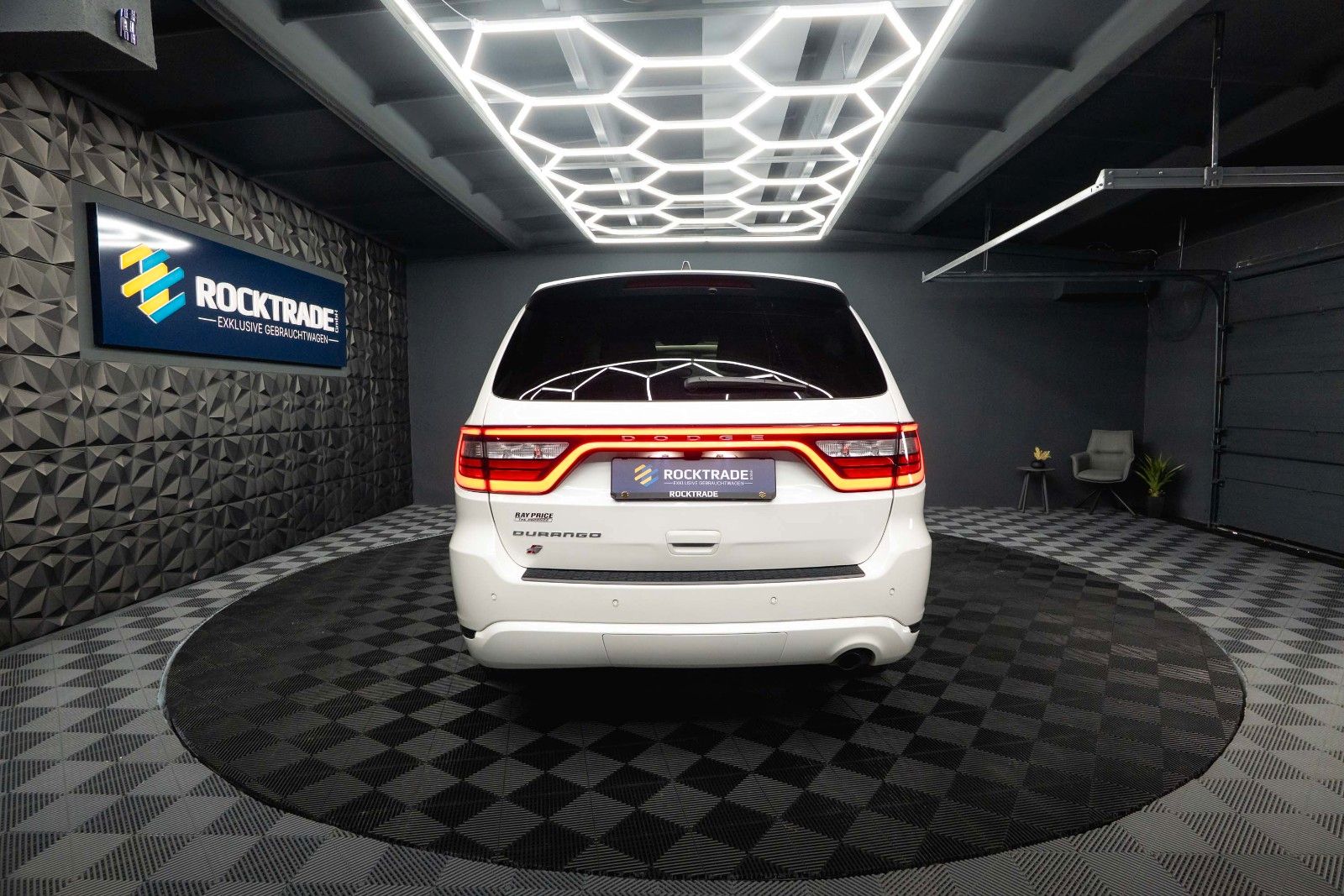 Fahrzeugabbildung Dodge Durango 3.6 V6 R/T 4x4 Night-Paket SRT Styling