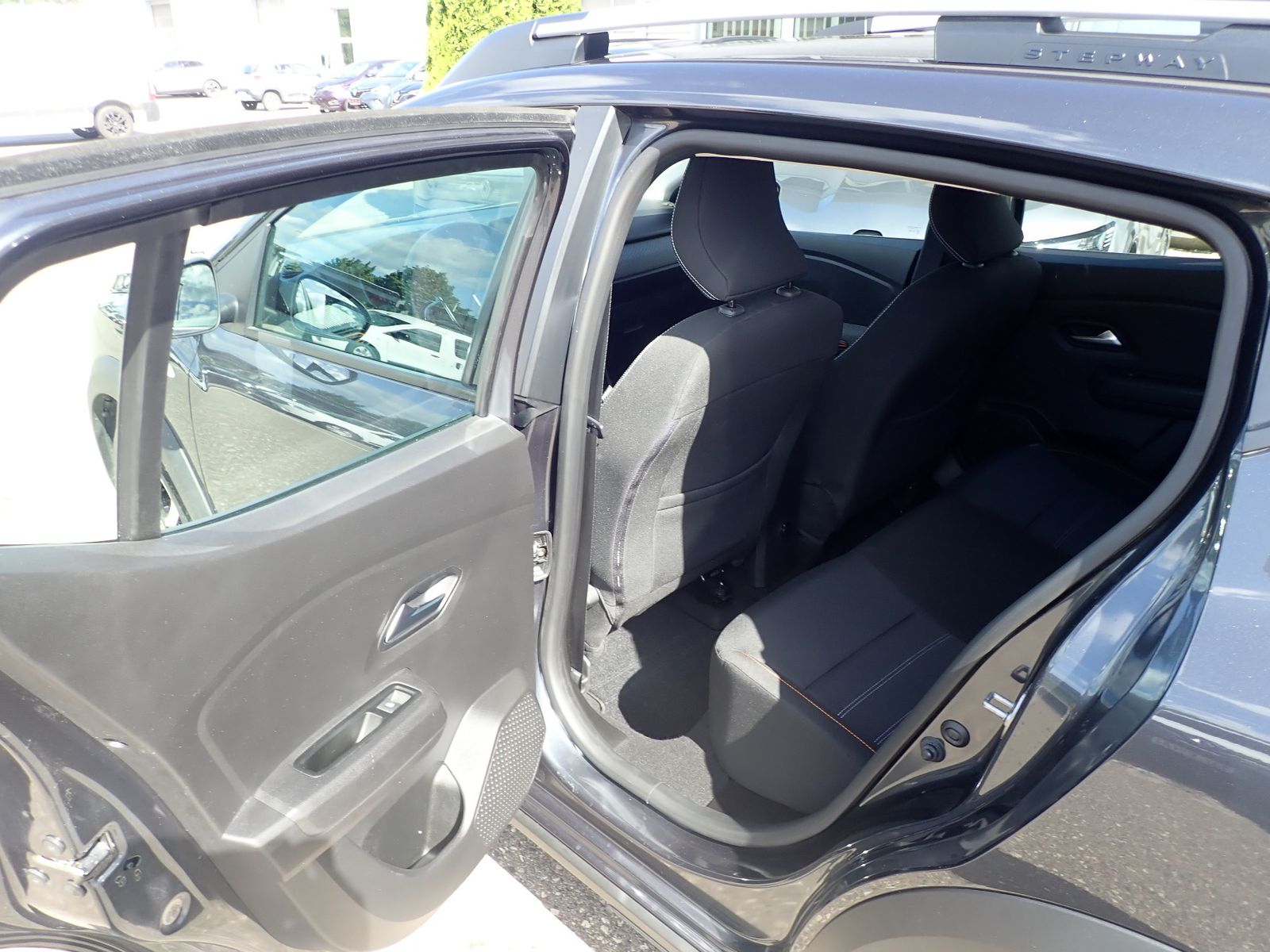 Fahrzeugabbildung Dacia Sandero Stepway Comfort TCe 90