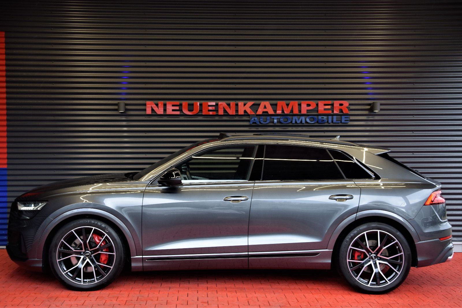 Fahrzeugabbildung Audi SQ8 4.0 TDI quattro Pano Sitzlüft Nachts.ACC B&O