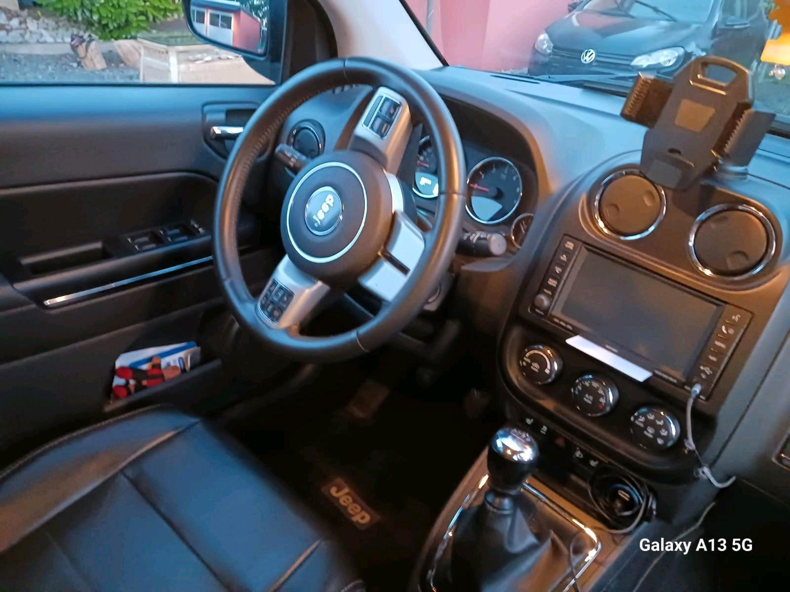 Jeep Compass 2011 — photo 5