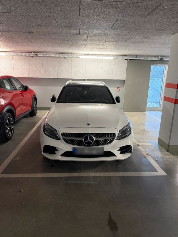 Image of Mercedes-Benz C 220