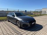 Audi A4 40 TDI S tronic S line Avant S line