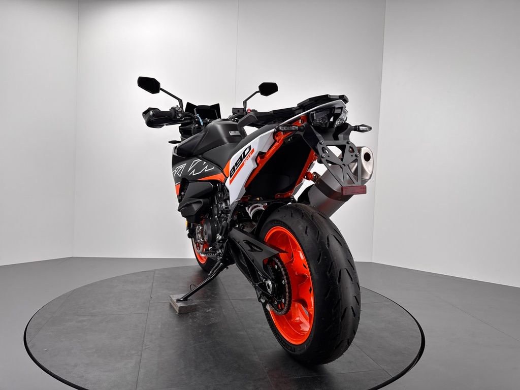 Fahrzeugabbildung KTM 890 SMT *NEUFAHRZEUG *0KM
